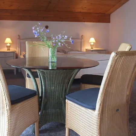 Angela Steiger Homestay *
