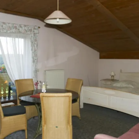 Angela Steiger Homestay Bad Griesbach (Bavaria)